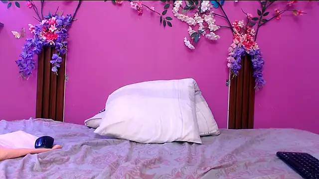 analdeepalejandra18 online show from September 15, 7:14 pm