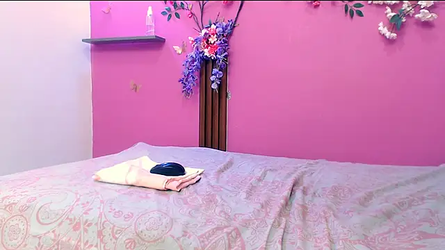 analdeepalejandra18 online show from September 29, 7:19 pm