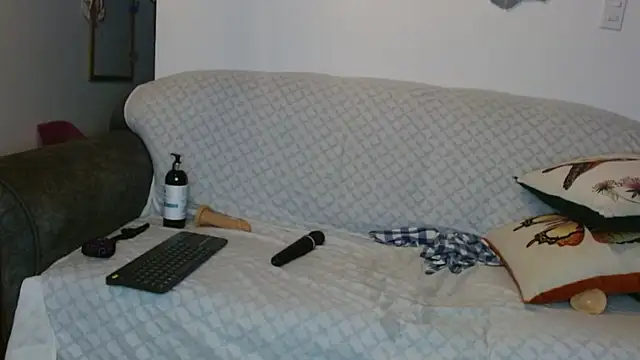 Vanessa Aniston online show from November 11, 9:09 am