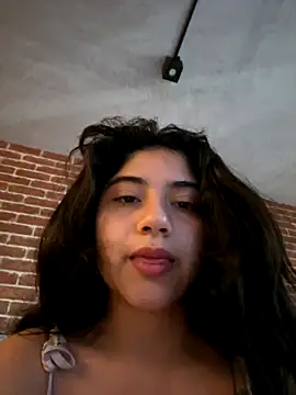 Snapshot of charlyNt17031 chatting on September 10, 10:32 pm charlyNt17031 online show from September 10, 10:32 pm