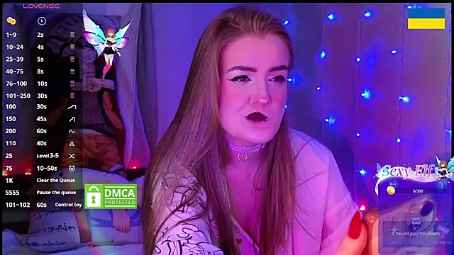 RedVelveten online show from March 6, 9:20 pm