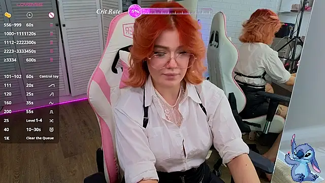 RedVelveten online show from July 19, 1:59 pm