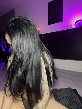 Snapshot of PalinaPr chatting on November 1, 4:20 pm PalinaPr online show from November 1, 4:20 pm