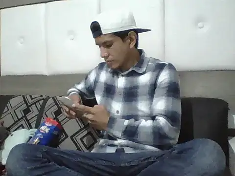 oiram27 online show from October 16, 5:52 am