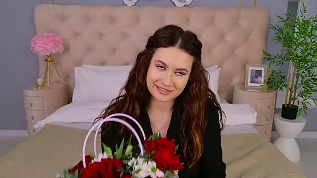 milaleoneli online show from March 10, 6:45 pm