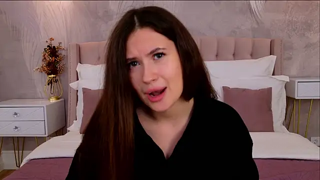 milaleoneli online show from November 5, 3:12 pm