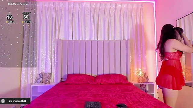 Snapshot of Aliison_Smith chatting on February 14, 3:00 am Aliison Smith online show from February 14, 3:00 am