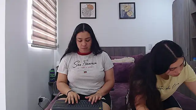 Scarlett Jazmin online show from February 11, 7:41 pm