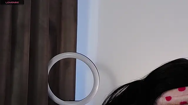 AveryWillow online show from March 13, 12:46 pm