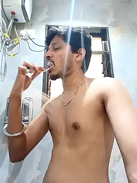 skinnyyyyyyyyy online show from February 14, 4:53 am