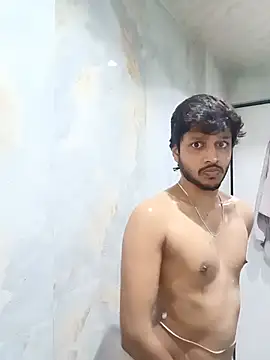 skinnyyyyyyyyy online show from July 18, 3:33 am