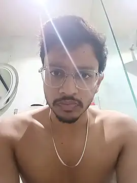 skinnyyyyyyyyy online show from July 31, 4:56 am