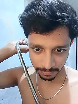 skinnyyyyyyyyy online show from August 7, 4:25 am