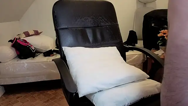 SteveStiffbone online show from November 28, 5:48 pm