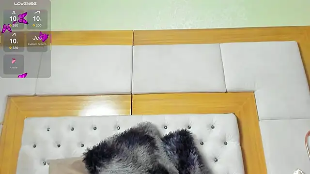 Snapshot of Selenecollins chatting on November 3, 3:13 pm Selenecollins online show from November 3, 3:13 pm