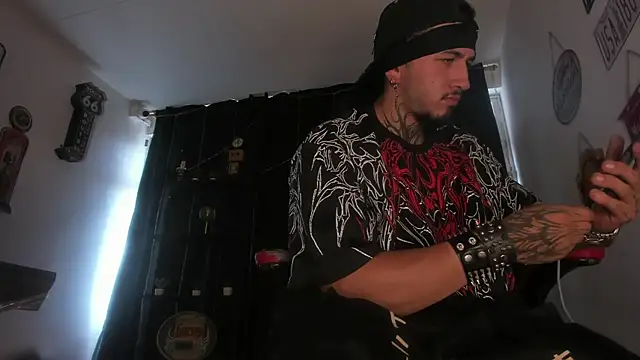 the beast master  online show from July 15, 8:47 pm