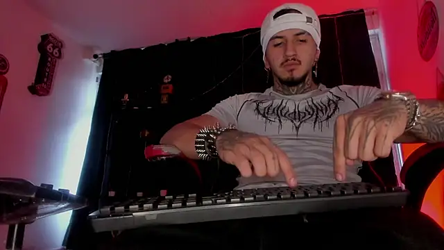 the beast master  online show from July 16, 9:10 pm
