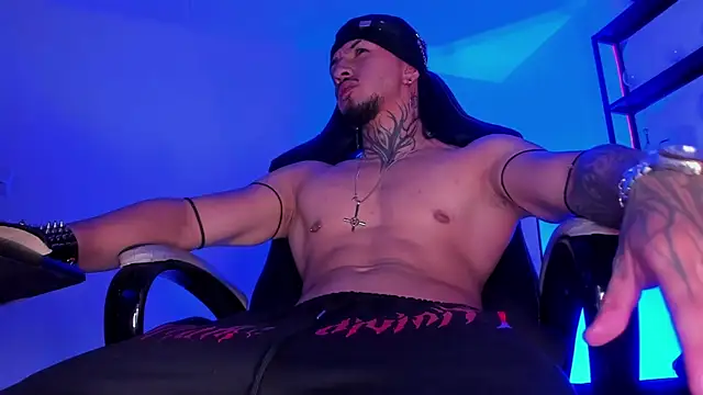 the beast master  online show from July 30, 11:37 pm