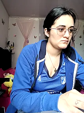 Snapshot of Hanna_Kinsley chatting on October 22, 5:45 pm Hanna Kinsley online show from October 22, 5:45 pm