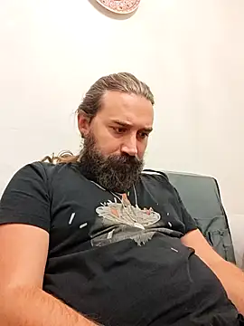 Snapshot of mazerunner34 chatting on October 18, 10:32 pm mazerunner34 online show from October 18, 10:32 pm