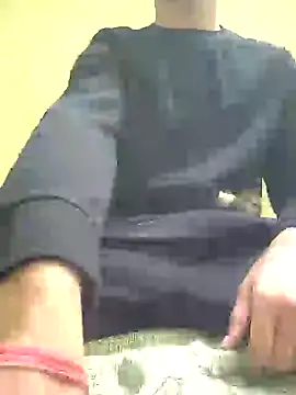 Snapshot of rahul_4u chatting on December 11, 6:52 pm rahul 4u online show from December 11, 6:52 pm