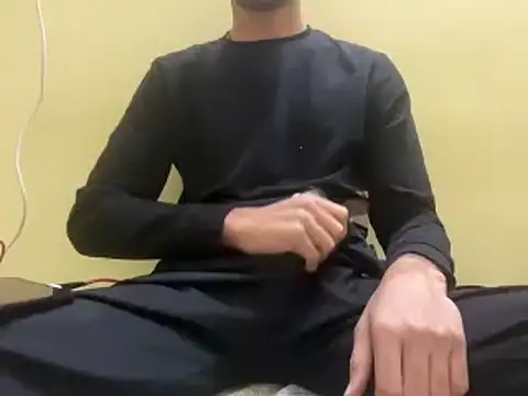 Snapshot of rahul_4u chatting on December 17, 6:56 am rahul 4u online show from December 17, 6:56 am