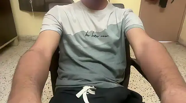 Snapshot of rahul_4u chatting on March 21, 9:56 am rahul 4u online show from March 21, 9:56 am