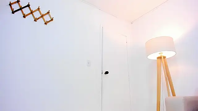 naomiii   online show from January 10, 1:10 am