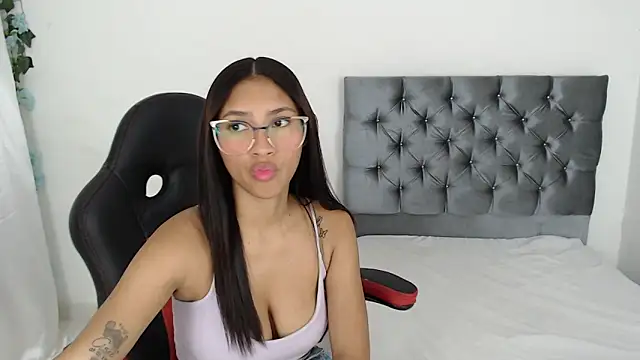 nicol jc online show from December 28, 12:45 pm