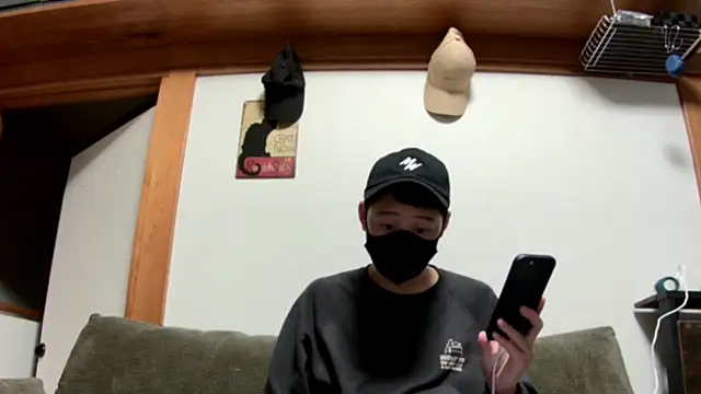 tuki fu online show from December 8, 11:46 am