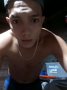 tayson  online show from March 26, 9:15 am