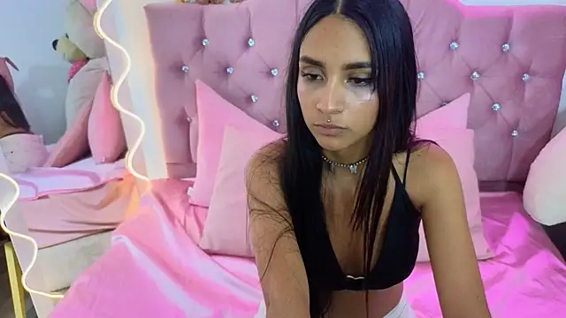 Jazmin tay online show from January 16, 7:20 pm