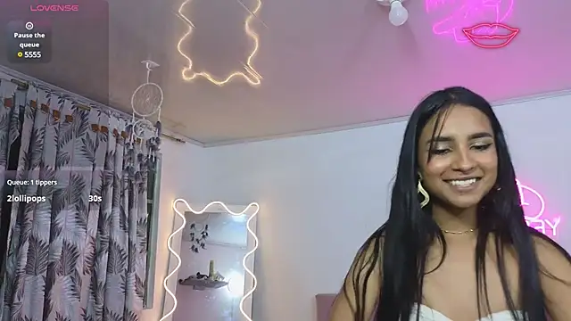 Jazmin tay online show from February 25, 1:52 am