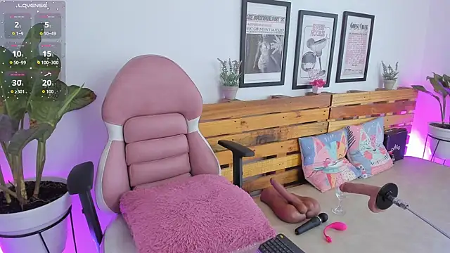 Alisson Boobs  online show from November 6, 8:32 pm