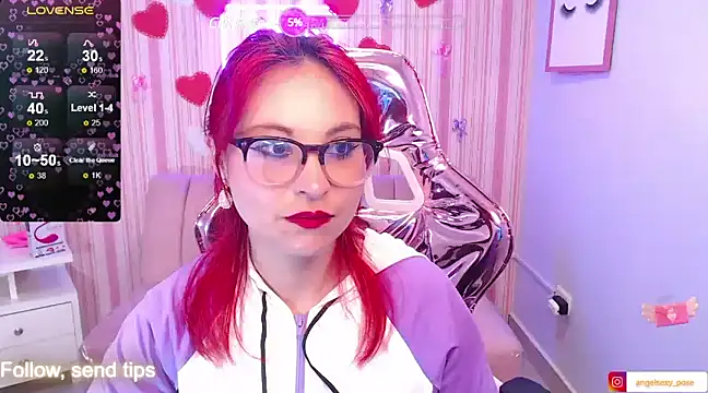 abril ch  online show from January 9, 10:52 am