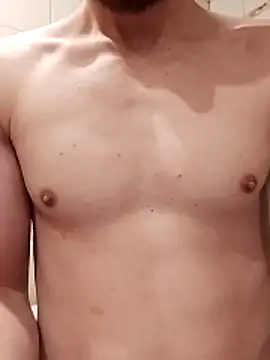 Snapshot of hoot_denis28 chatting on December 28, 5:55 am hoot denis28 online show from December 28, 5:55 am