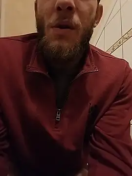 Snapshot of hoot_denis28 chatting on December 14, 7:40 pm hoot denis28 online show from December 14, 7:40 pm