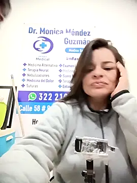 Snapshot of NATHALIA-28_ chatting on February 18, 12:12 pm NATHALIA-28 online show from February 18, 12:12 pm