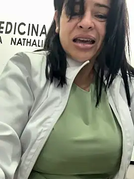 Snapshot of NATHALIA-28_ chatting on May 5, 1:30 pm NATHALIA-28 online show from May 5, 1:30 pm