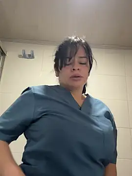 Snapshot of NATHALIA-28_ chatting on May 11, 2:45 pm NATHALIA-28 online show from May 11, 2:45 pm