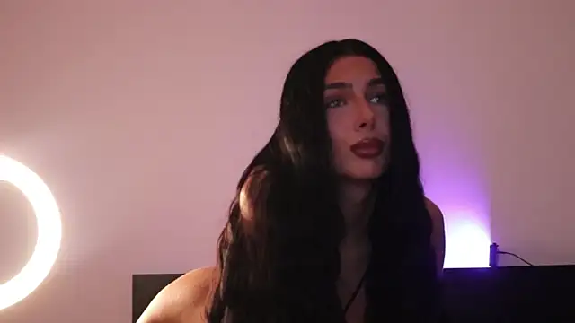 IvyKaelani online show from November 15, 3:30 pm