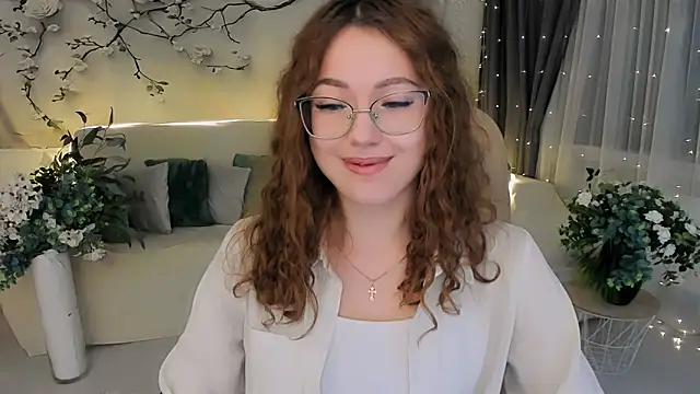 SereneFlame online show from November 28, 4:09 pm