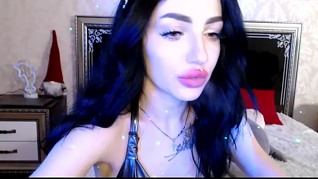 NancyLovee  online show from January 3, 6:57 pm