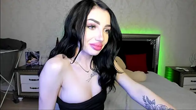 NancyLovee  online show from February 22, 5:13 pm