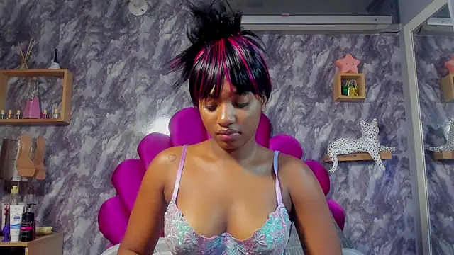 EMMAPARISS online show from February 27, 12:16 pm