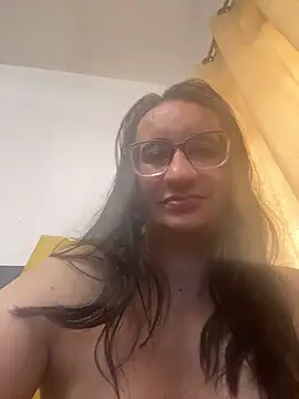 Snapshot of gloria7v05 chatting on March 20, 12:43 pm gloria7v05 online show from March 20, 12:43 pm