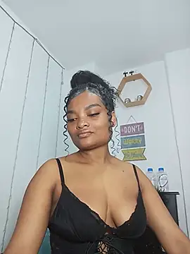 gianna smith online show from July 11, 2:47 am