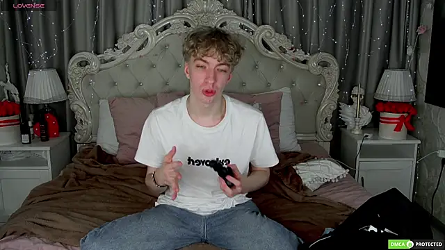 TrevorBenson online show from October 5, 9:07 am