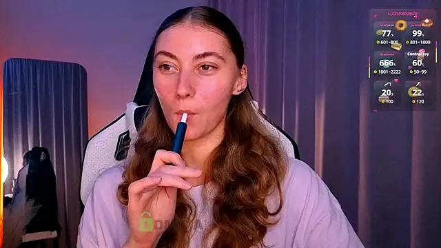 lady curls online show from November 17, 10:04 pm