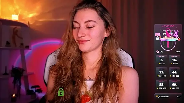 Snapshot of lady_curls chatting on March 5, 11:12 pm lady curls online show from March 5, 11:12 pm